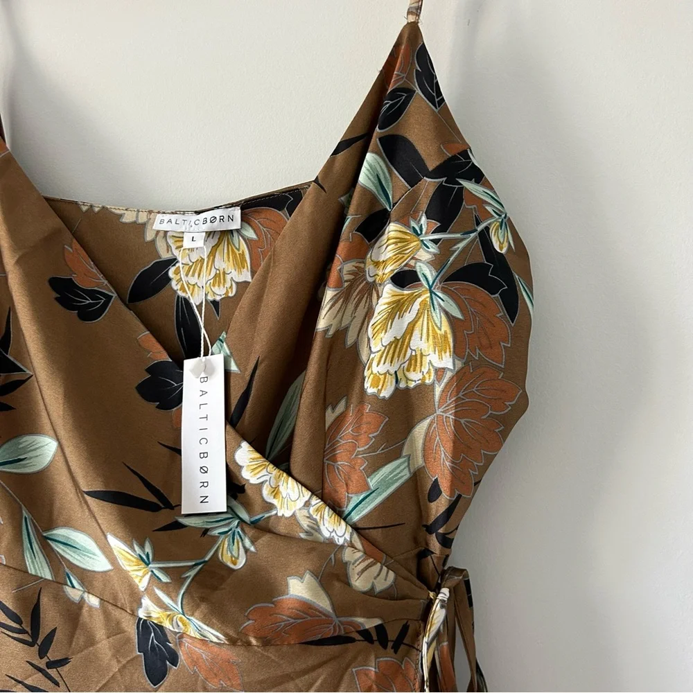 Baltic Born Brown Steffi Tulip Wrap Satin Boho Dress Mocha Floral NWT Large - Picture 7 of 10